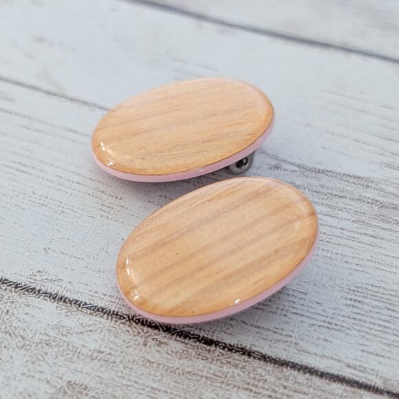 Vintage Clip On Earrings Woodgrain Pattern Oval - Tarnished Clips - Picture 3 of 7